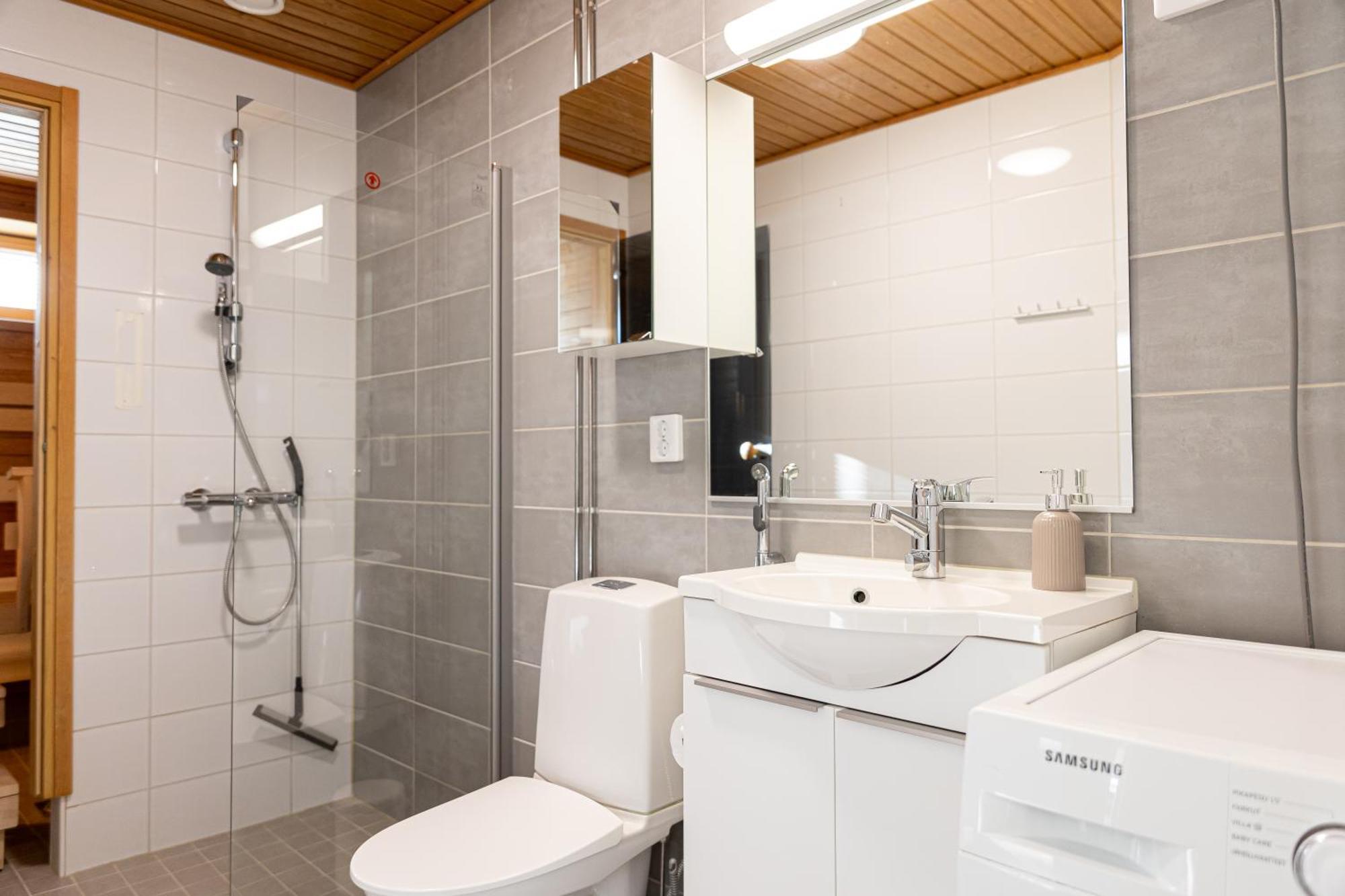 Hostit Cozy Apartments Ροβανιέμι Εξωτερικό φωτογραφία